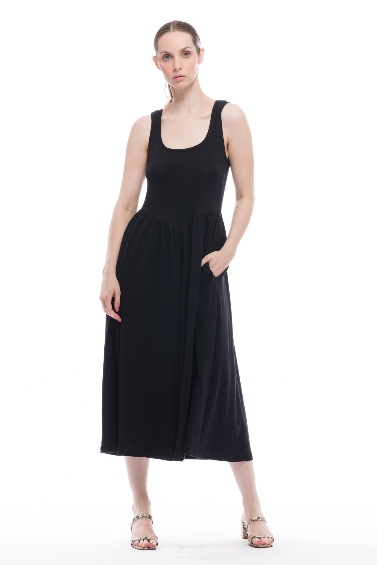 Riri Dress in Black | Toit Volant